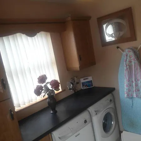 Holiday home - 3-bedrooms - Sleeps 6 7 - Garden Carndonagh